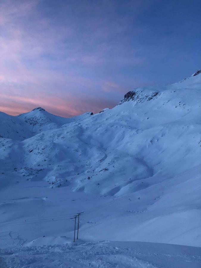 Pilan Lodge Lofoten Vestpollen Екстериор снимка